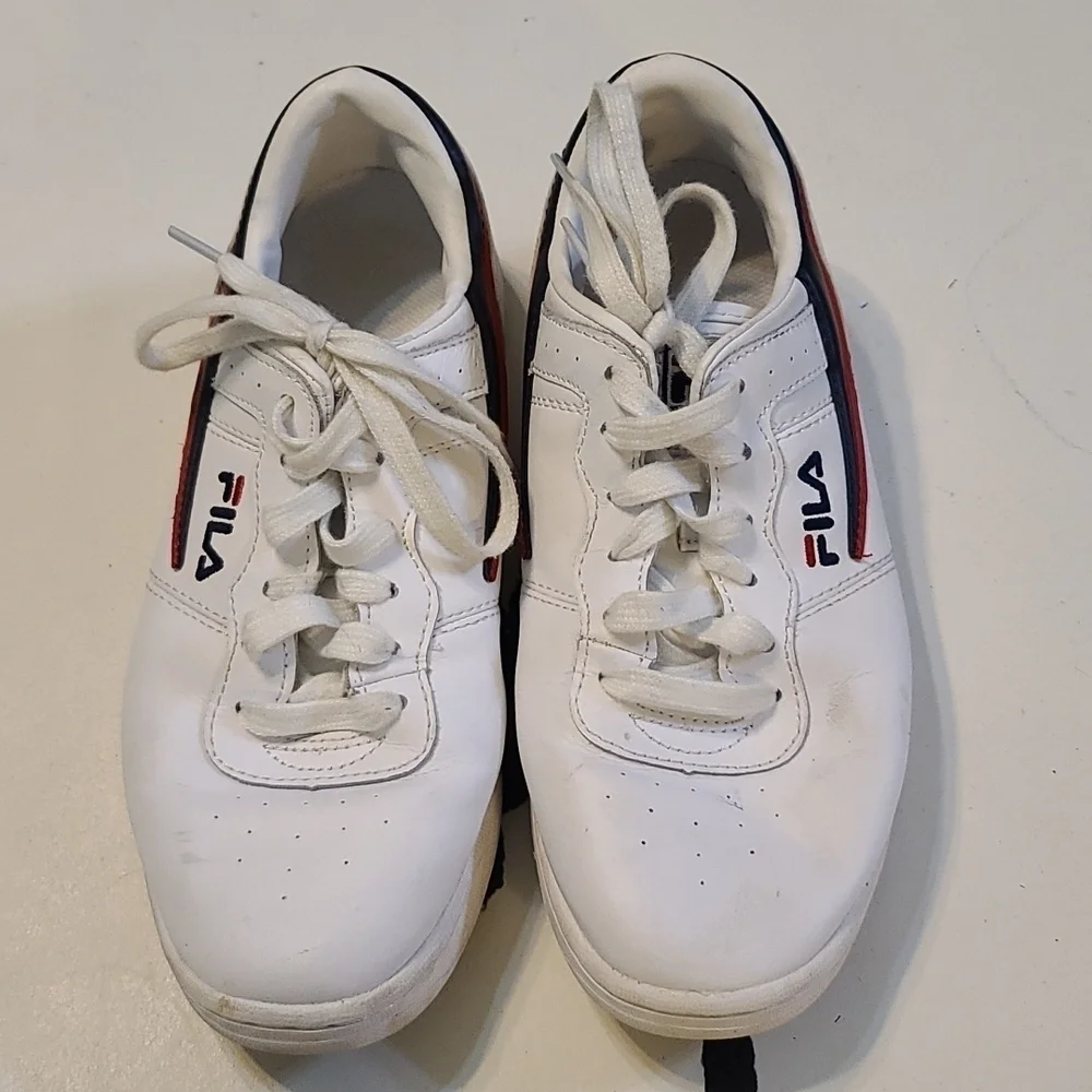 Fila‎ Women's Sneakers 5VF80165-150 White Faux Leather Size 8 EUC